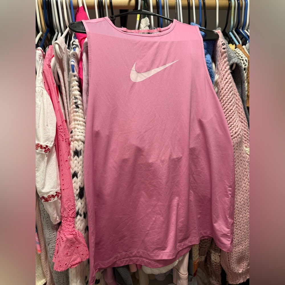 Women’s Nike tank top